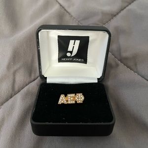 Alpha Epsilon Phi pin
